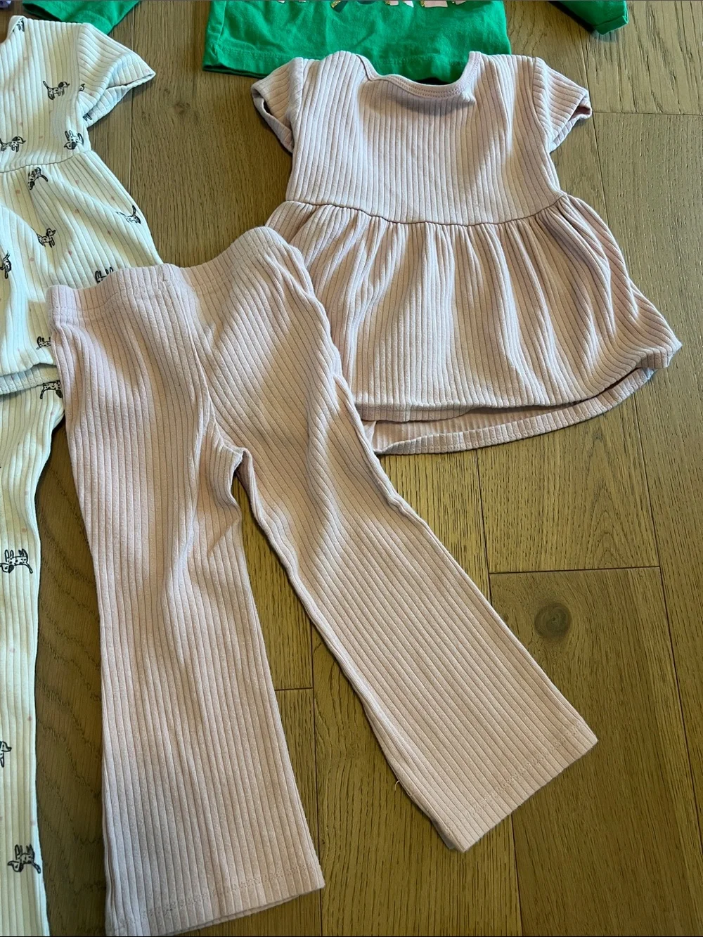 Size 2t girls set. Mix and match